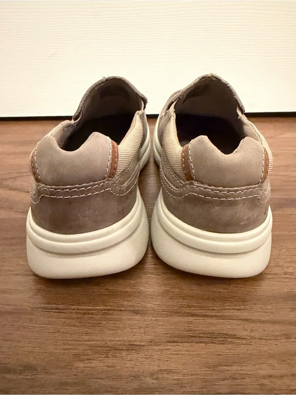 Clarks Men's Taupe Slip-On Loafer with White Sole. Size 8